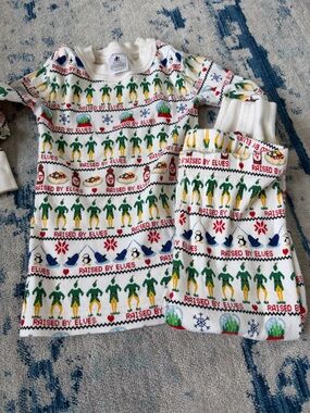 Hanna Andersson White Holiday 'Raised by Elves' Elf Print Top